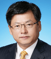 이덕윤  사진